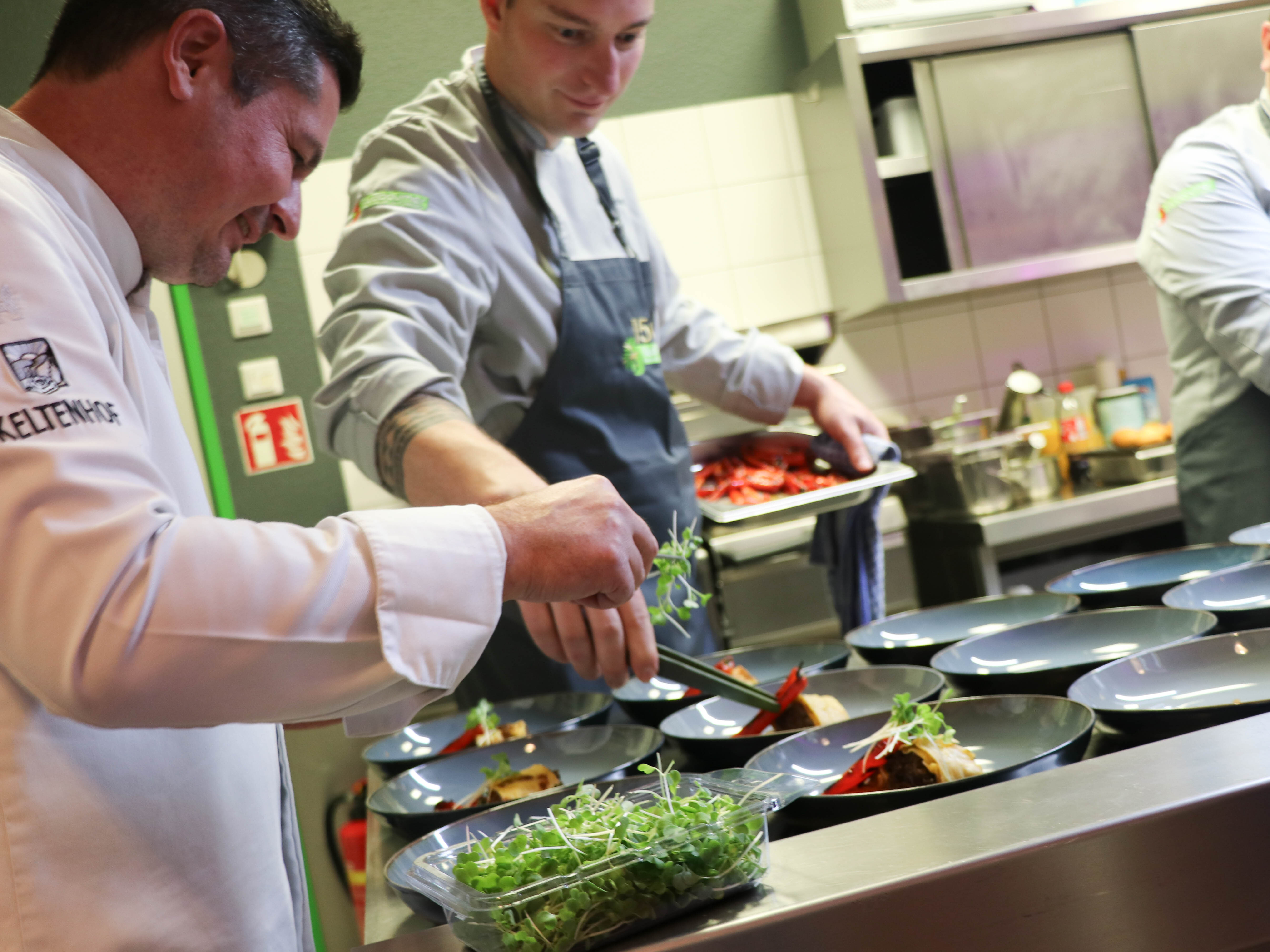 Der Ochsenbacken Crêpe wird zubereitet Der Ochsenbacken Crêpe wird zubereitet