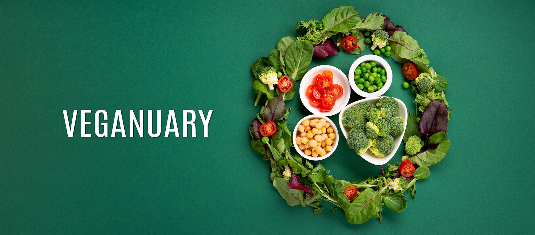 Kreis aus Schalen mit Gemüse